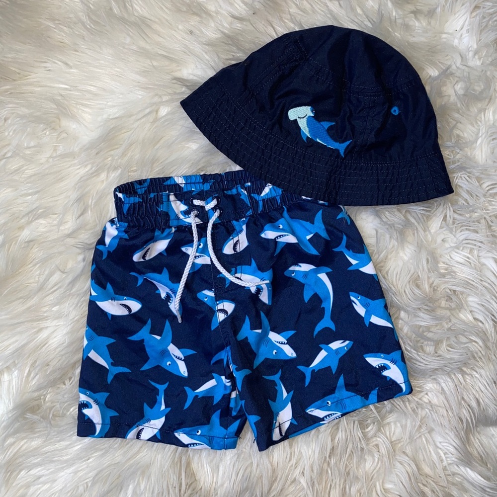 Toddler swim trunks & hat set